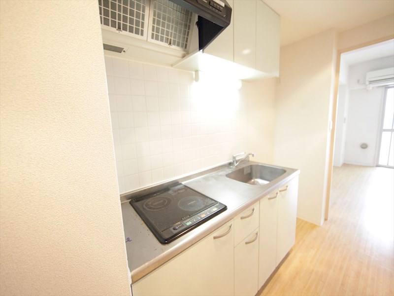 キッチン　システムキッチン（ＩＨ2口コンロ付）