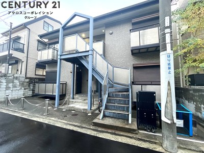 建物外観　シックな色味の建物です！