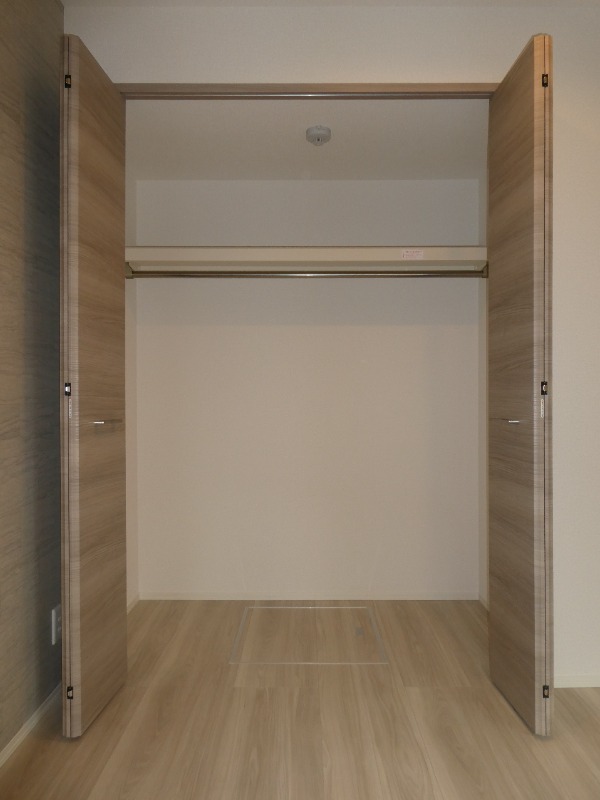 収納　クローゼットは大きくたっぷり収納◎