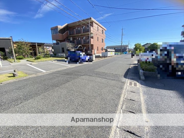 その他　前面道路（その他）まで0m