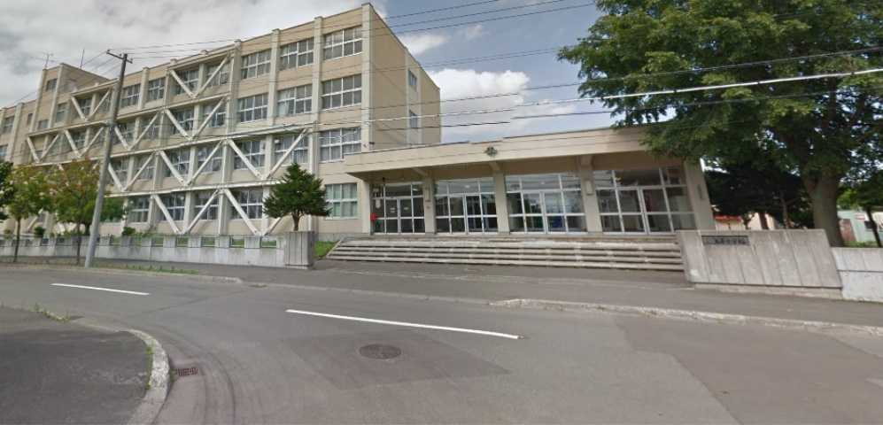小学校　太平小学校（小学校）まで963m