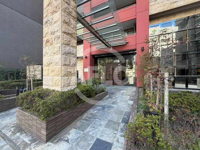 エントランス　エスティメゾン京橋　エントランス