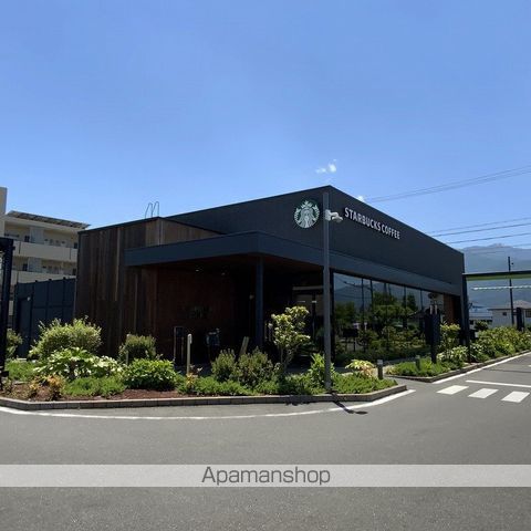 飲食店　スターバックスコーヒー伊那ナイスロード店（飲食店）まで225m