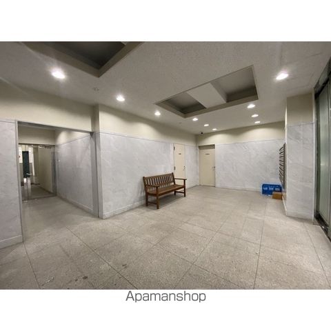 ロビー　ロビー