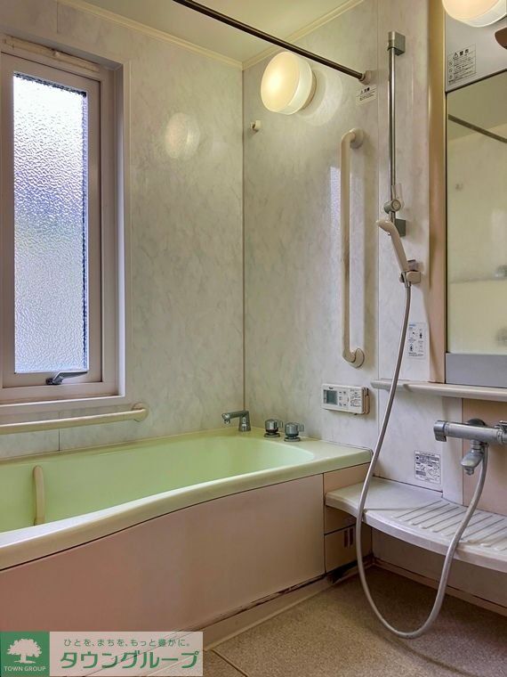 バス・シャワールーム　バス