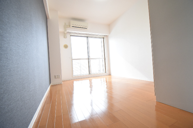 居室・リビング　※写真は別部屋です