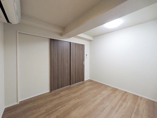 その他部屋・スペース　洋室５．７帖？