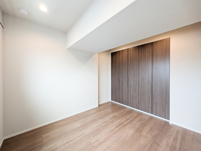 その他部屋・スペース　洋室５．８帖？