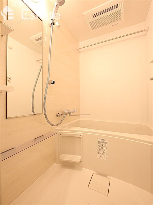 バス・シャワールーム　バスルーム