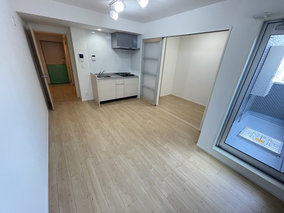 居室・リビング　※別部屋の写真です