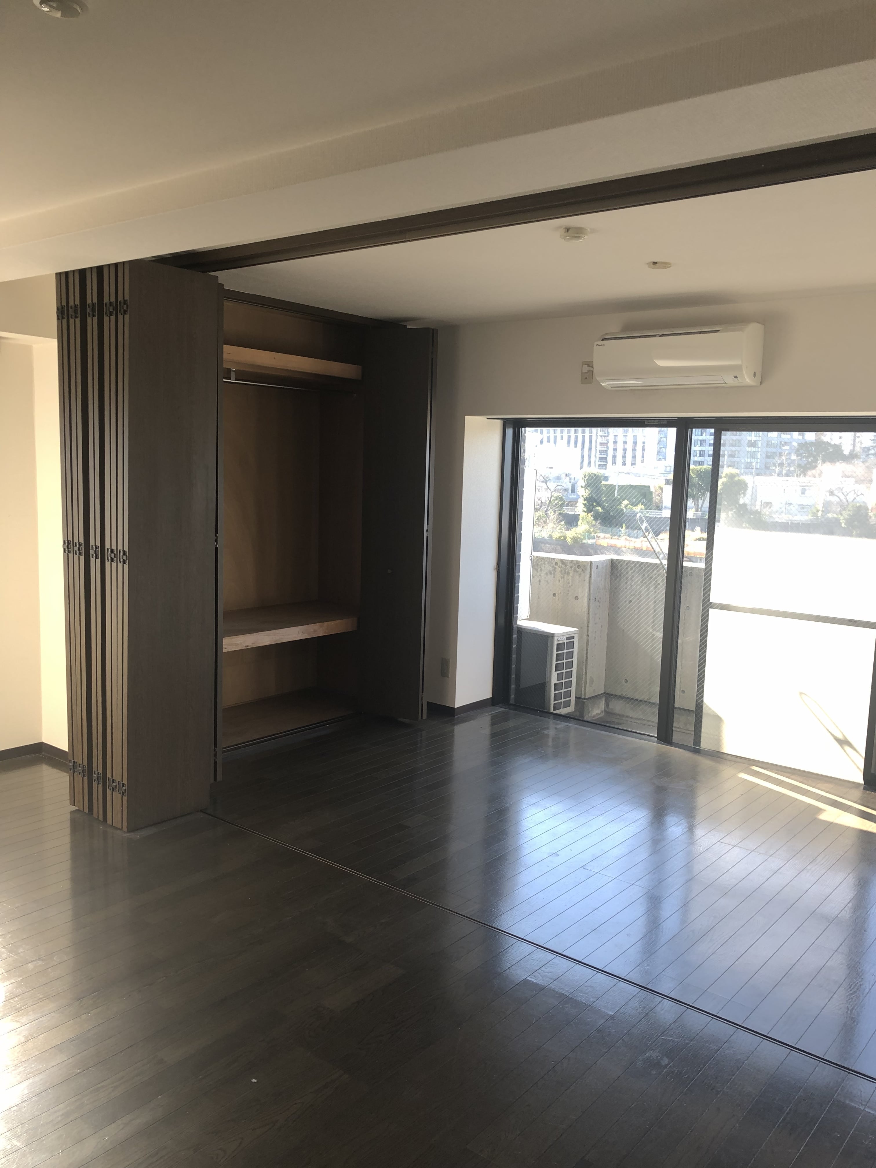 居室・リビング　同間取り反転タイプ別部屋参考写真　現況優先