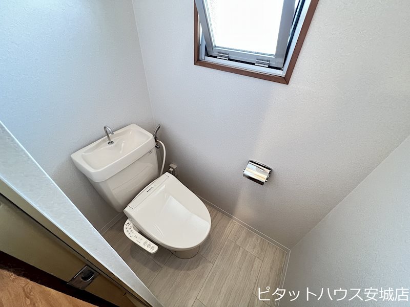 トイレ　402参考写真