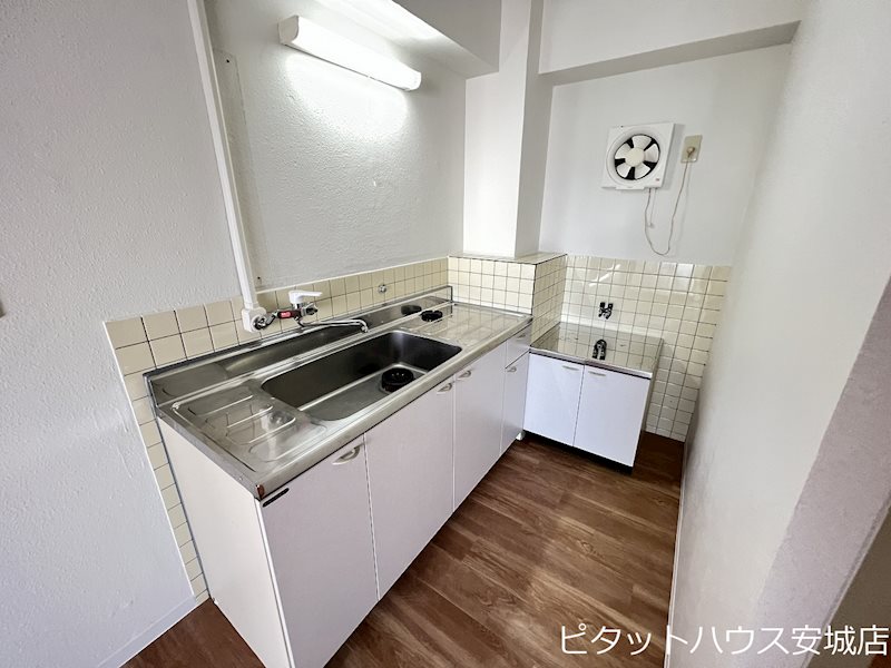 キッチン　他部屋参考写真