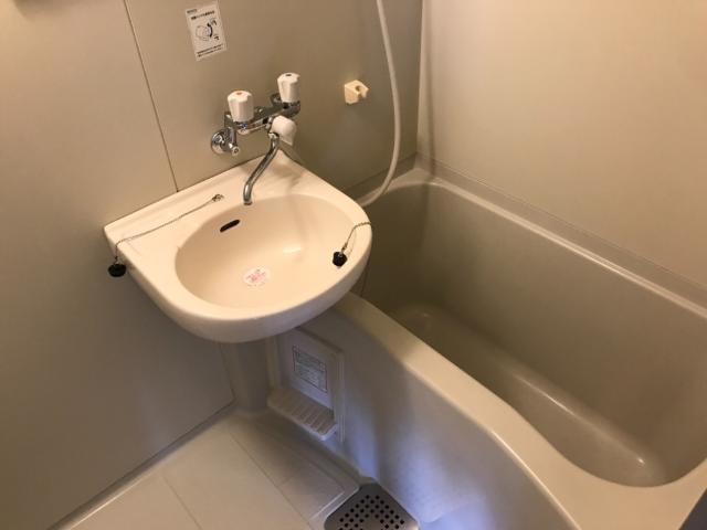 バス・シャワールーム　バス