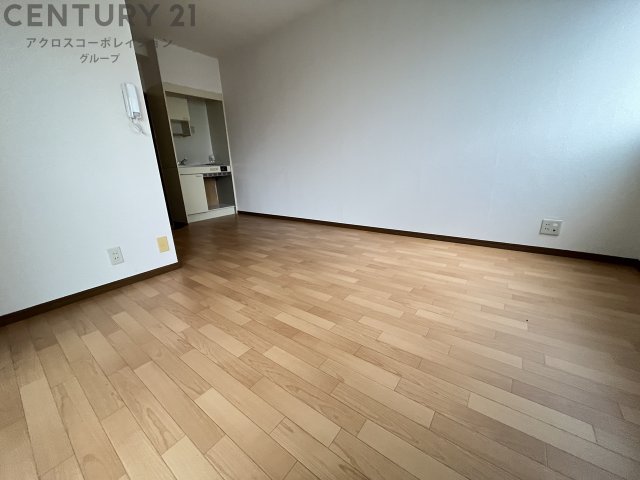 居室・リビング　２面採光のお部屋です！