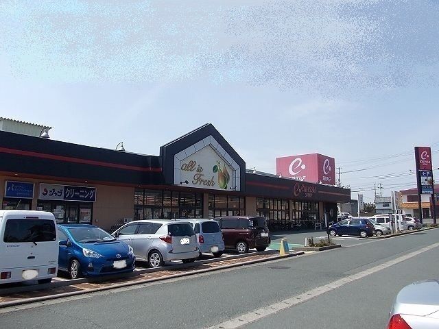 スーパー　遠鉄ストア竜洋店（スーパー）まで800m