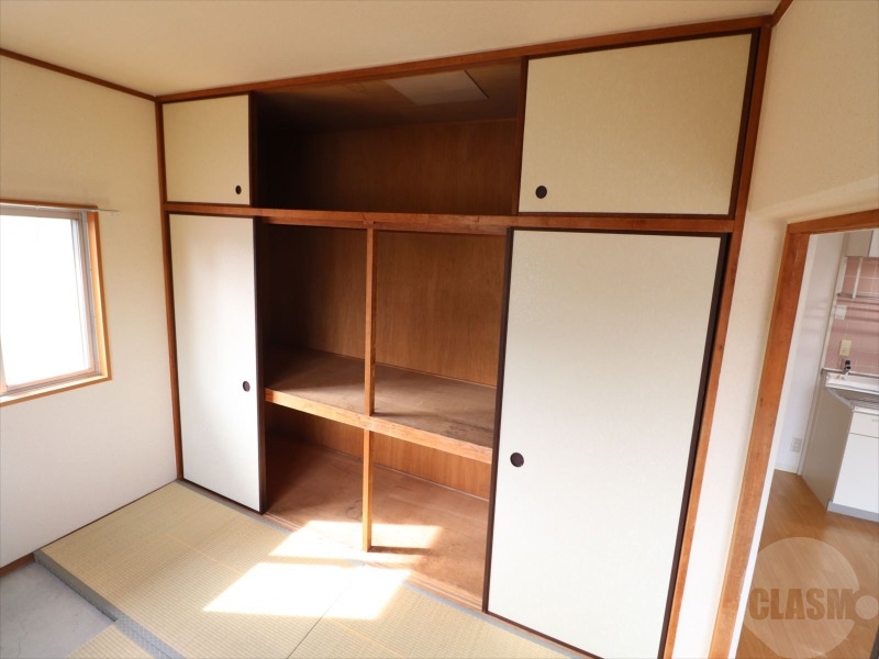 収納　大きな押入れ収納