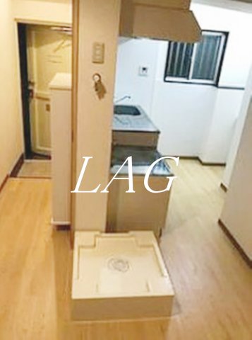 その他設備　室内洗濯機置き場です