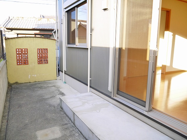 庭　お庭で自由な時間を過ごせます