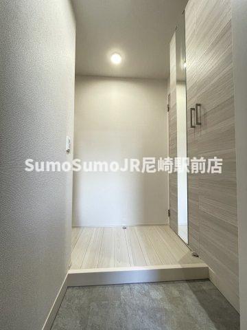 玄関　落ち着いた玄関です