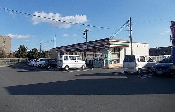 コンビニ　セブンイレブン 北方町春来3丁目店（コンビニ）まで465m