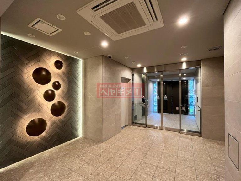 ロビー　エントランス