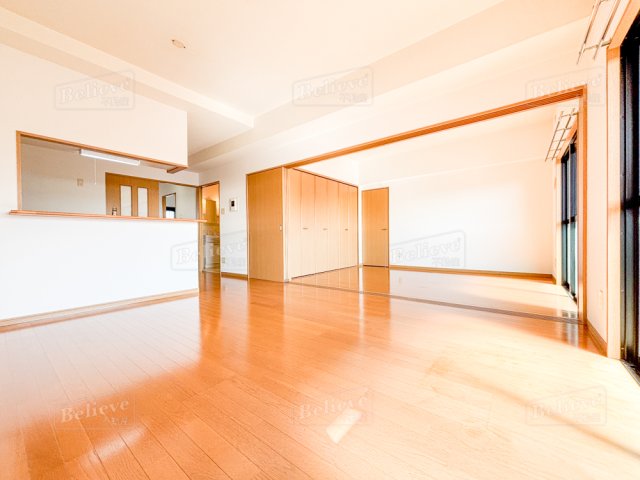 居室・リビング　広いリビングです☆