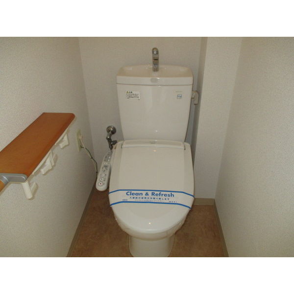 トイレ　別室の参考写真です。※現況優先