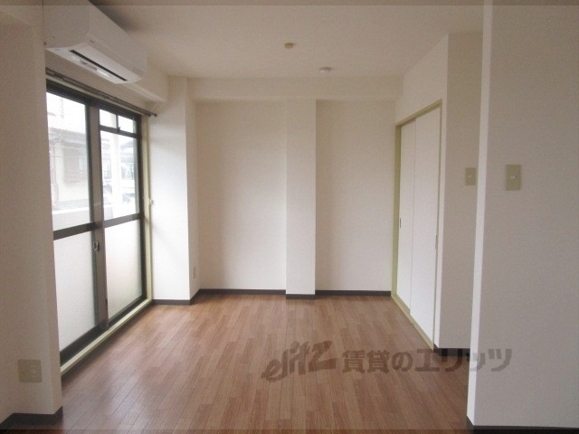 居室・リビング　洋室