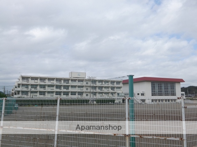 中学校　相良中学校（中学校）まで1738m