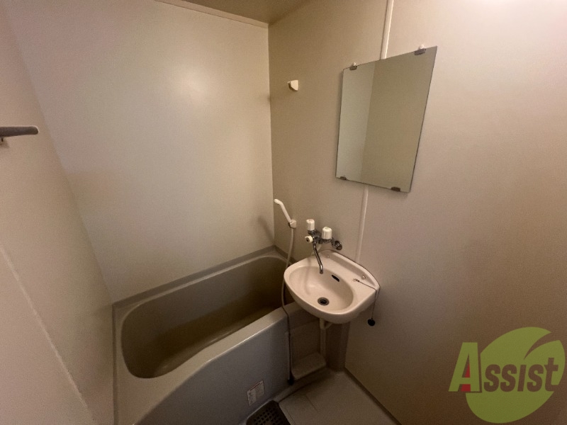 バス・シャワールーム　ゆっくりと休めそうな浴室になっていますね。使いやすそうです。