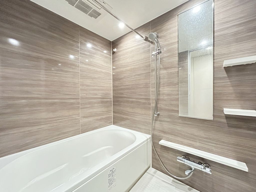 バス・シャワールーム　浴室