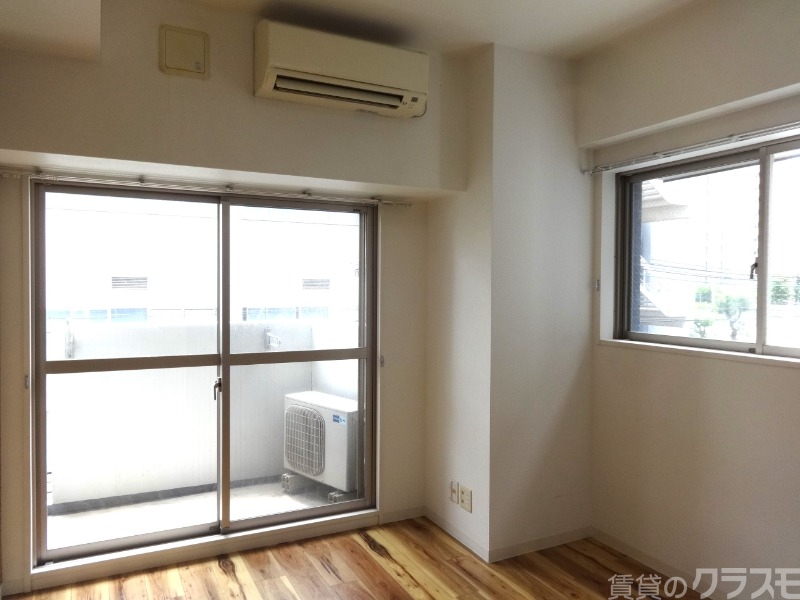 その他部屋・スペース　窓からの光を存分にとり入れて下さいね★