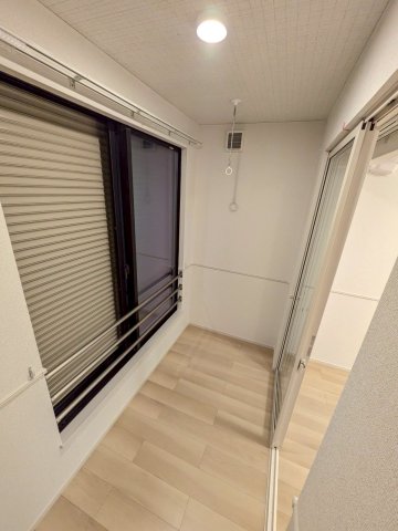 バルコニー　※同タイプの写真となります。