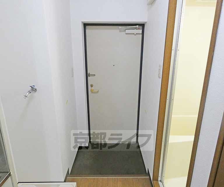 玄関　玄関です。