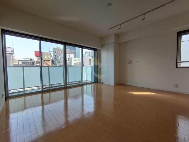 居室・リビング　恩京アムールビル