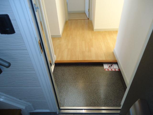 玄関　玄関（イメージ）