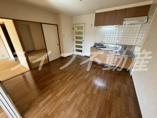 居室・リビング　居間です