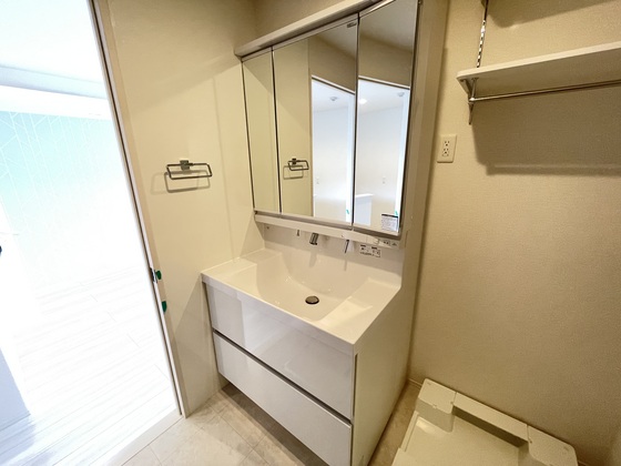 洗面設備　※別部屋の写真です