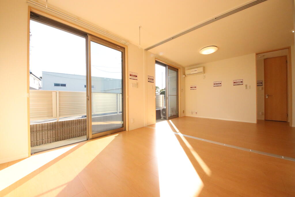 その他部屋・スペース　明るい洋室