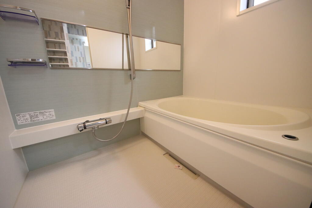 バス・シャワールーム　追い炊き付き　お風呂