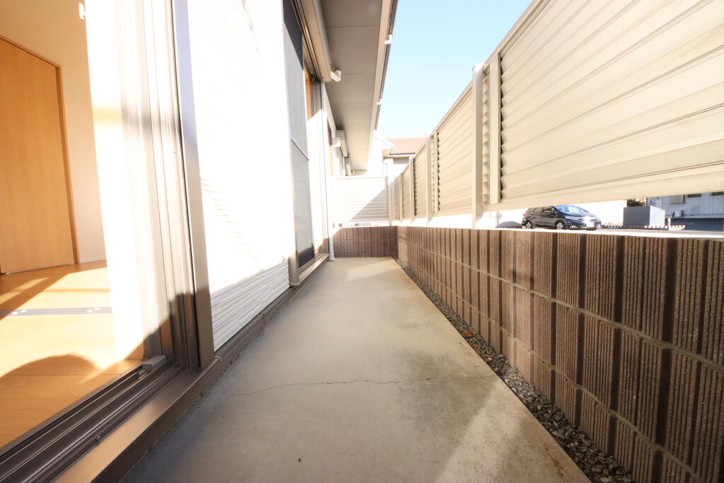 バルコニー　バルコニー