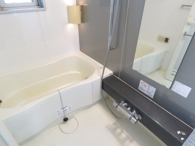 バス・シャワールーム　日々の疲れを癒すお風呂付です