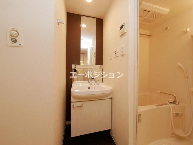 洗面設備　プレサンス難波EASTモダニティ