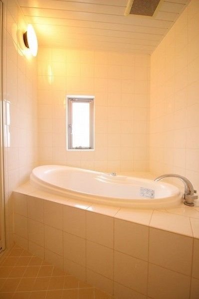 バス・シャワールーム　バス※別部屋参考写真