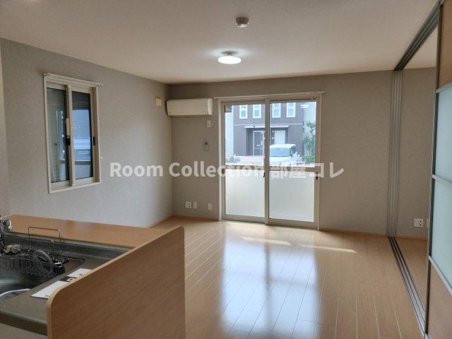 居室・リビング　※同物件写真