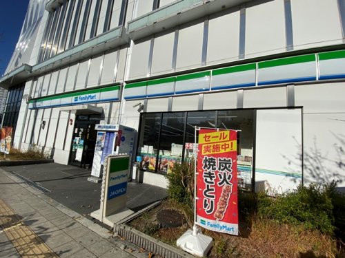 コンビニ　ファミリーマート 新今宮駅東店（コンビニ）まで333m