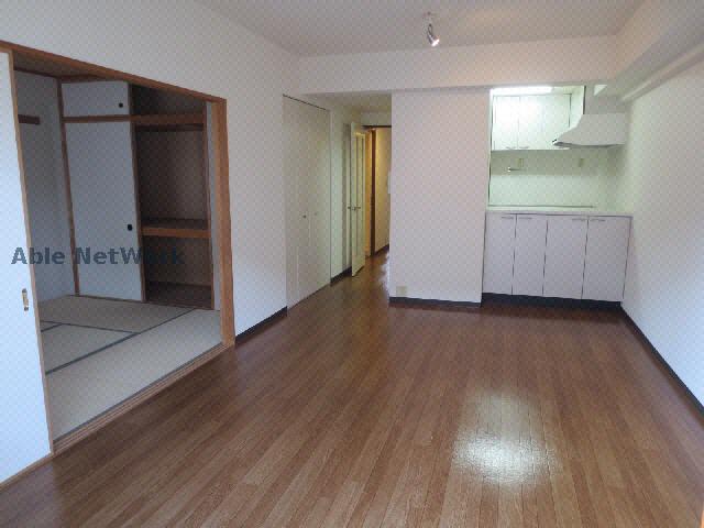 居室・リビング　同型モデル