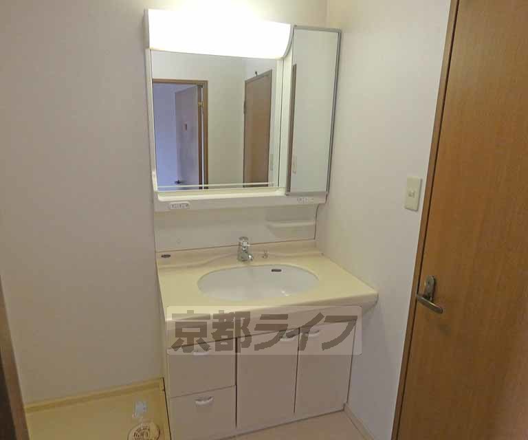 洗面設備　洗面所です。