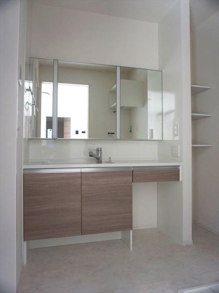 洗面設備　洗面所